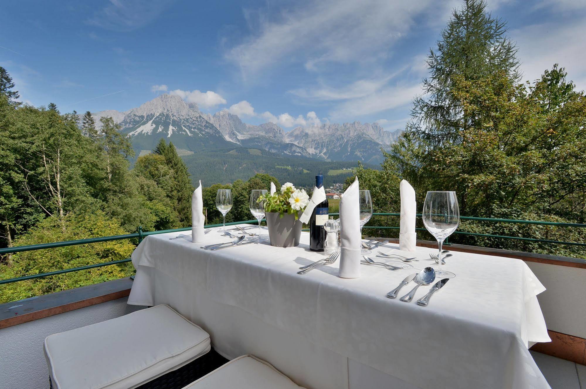 Familienhotel Christoph Ellmau Exterior photo