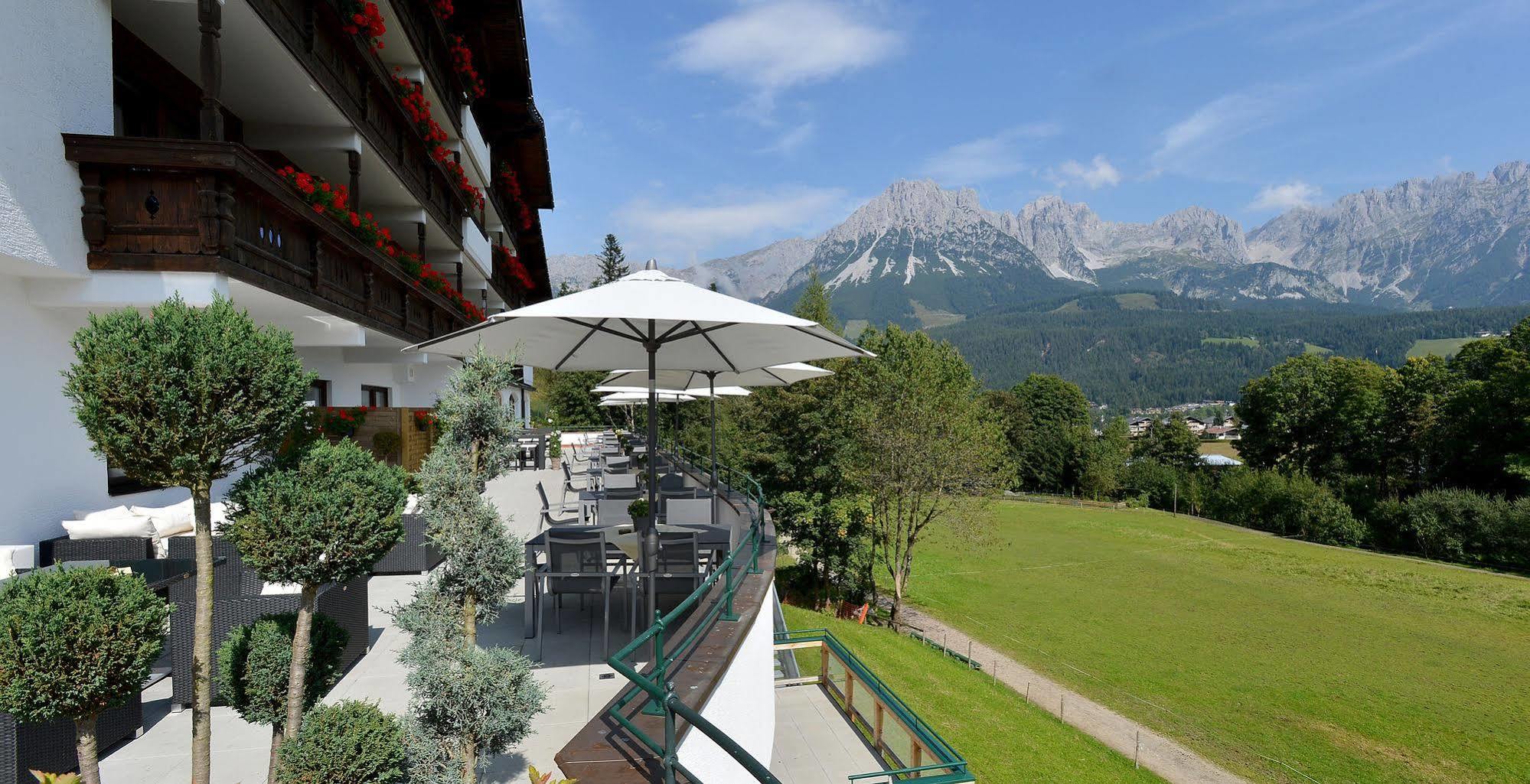 Familienhotel Christoph Ellmau Exterior photo